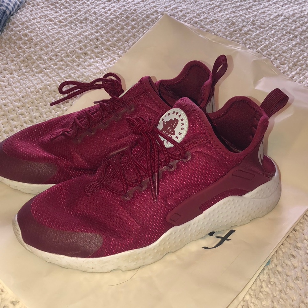 Nike Huaraches